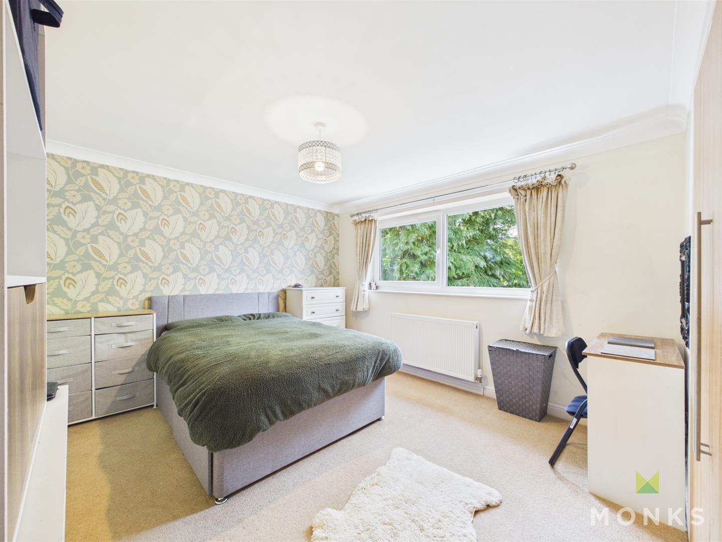 Everglades Brynhafod Lane, Oswestry, SY11 1SH For Sale